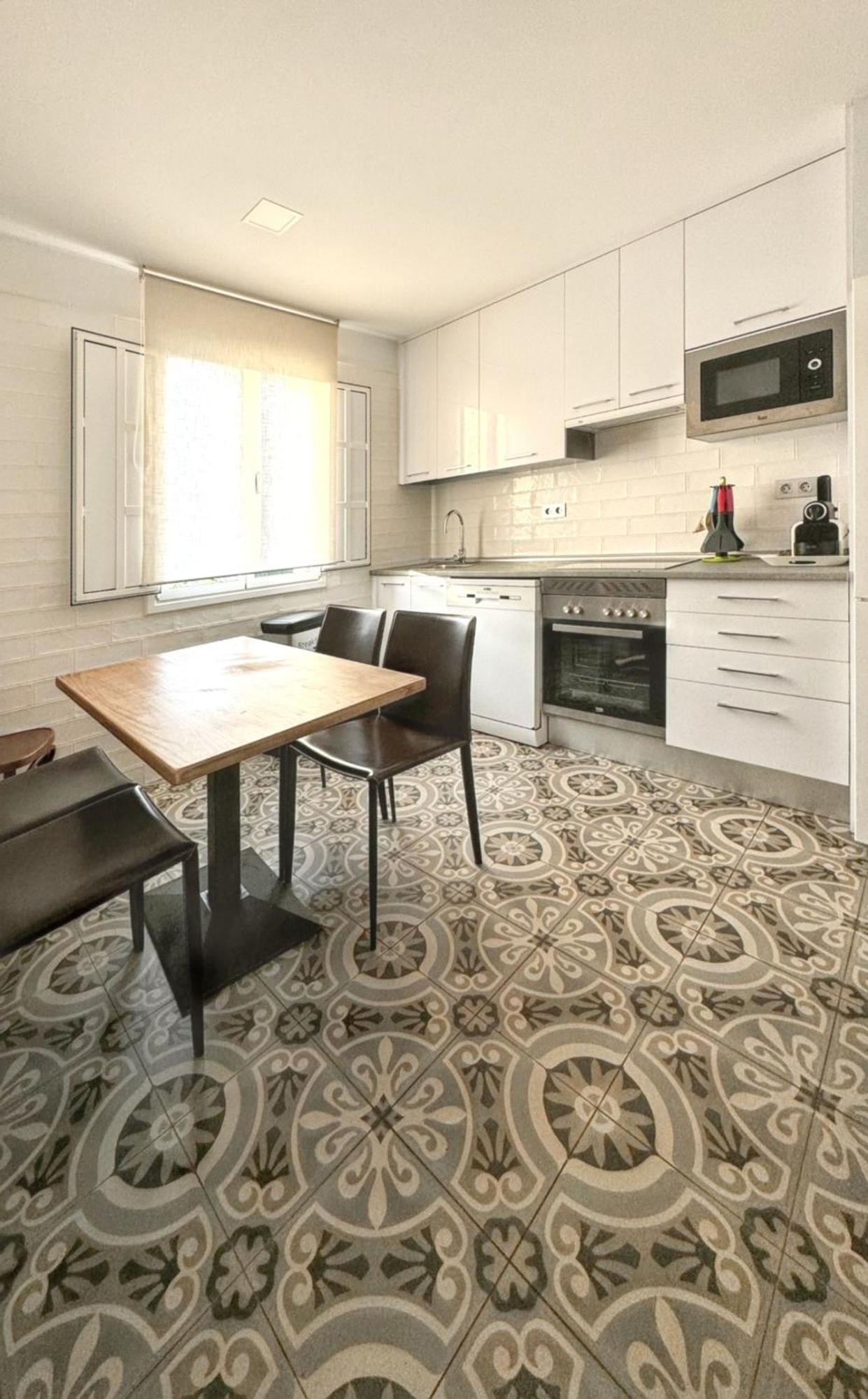 Beautiful Holiday Home In Po De Llanes With Sea View Eksteriør bilde